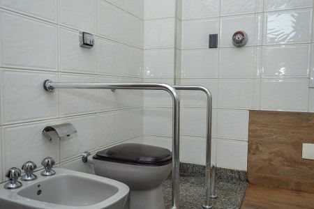 Apartamento para alugar com 133m², 3 quartos e 2 vagas Apartamento para alugar com 133m², 3 quartos e 2 vagasBanheiro Suíte