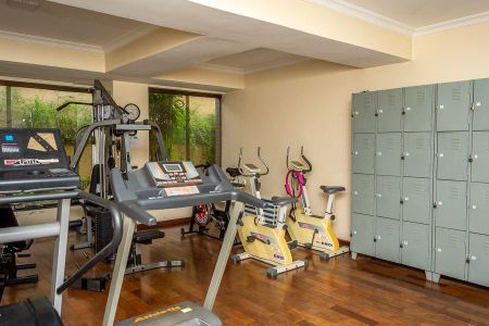 Apartamento para alugar com 133m², 3 quartos e 2 vagas Apartamento para alugar com 133m², 3 quartos e 2 vagasÁrea Comum-Academia