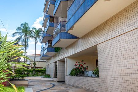 Apartamento para alugar com 133m², 3 quartos e 2 vagas Apartamento para alugar com 133m², 3 quartos e 2 vagasÁrea Comum-Frente do bloco