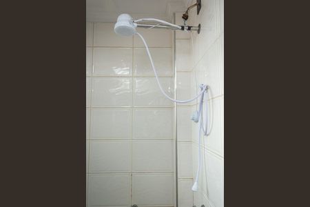 Apartamento para alugar com 133m², 3 quartos e 2 vagas Apartamento para alugar com 133m², 3 quartos e 2 vagasDetalhe Banheiro Social-Chuveiro elétrico