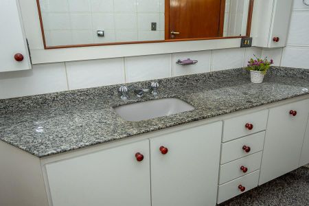 Apartamento para alugar com 133m², 3 quartos e 2 vagas Apartamento para alugar com 133m², 3 quartos e 2 vagasBanheiro Suíte