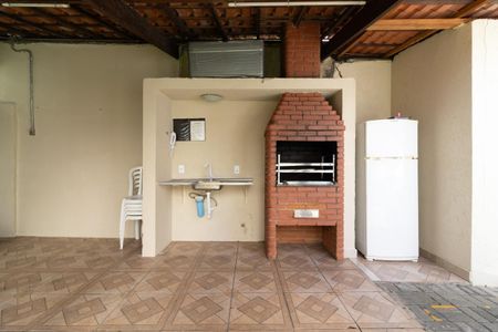 Apartamento para alugar com 49m², 2 quartos e 1 vagaÁrea comum - Churrasqueira