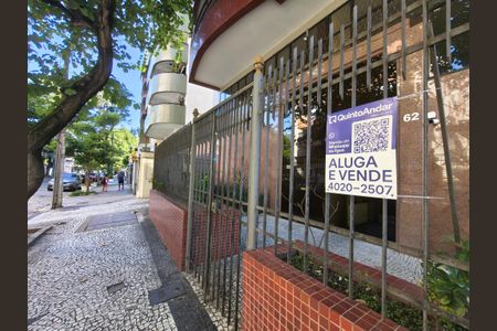 Apartamento à venda com 107m², 3 quartos e 2 vagasPlaca / Fachada