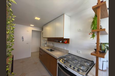 Apartamento à venda com 107m², 3 quartos e 2 vagasCozinha