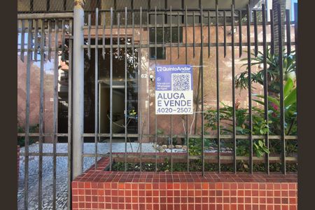 Apartamento à venda com 107m², 3 quartos e 2 vagasPlaca / Fachada