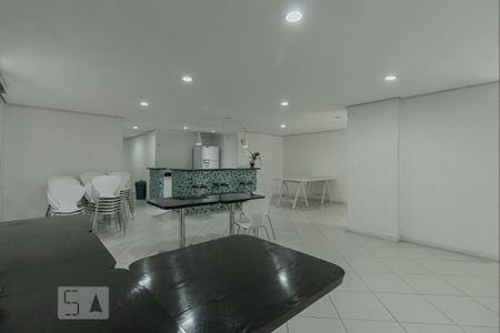 Apartamento à venda com 96m², 3 quartos e 3 vagas Apartamento à venda com 96m², 3 quartos e 3 vagasÁrea comum - Salão de festas
