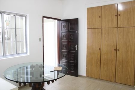 Casa para alugar com 75m², 1 quarto e 1 vagaSala