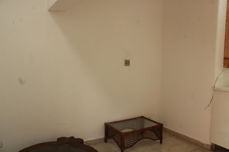 Casa para alugar com 75m², 1 quarto e 1 vagaSuíte