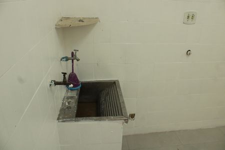 Casa para alugar com 75m², 1 quarto e 1 vagaÁrea de Serviço