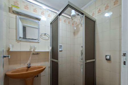 Apartamento para alugar com 70m², 2 quartos e sem vagaBanheiro 