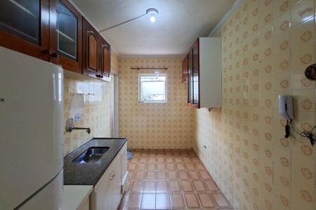 Apartamento para alugar com 70m², 2 quartos e sem vagaCozinha 