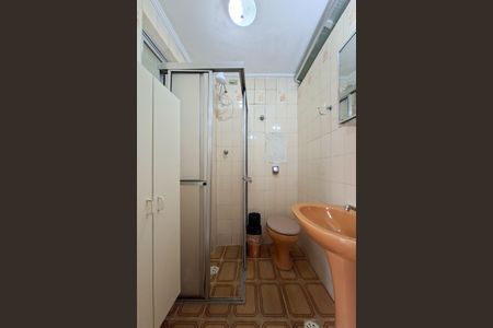 Apartamento para alugar com 70m², 2 quartos e sem vagaBanheiro da Suíte