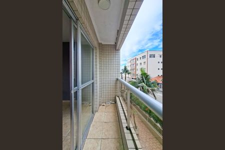 Apartamento para alugar com 70m², 2 quartos e sem vagaSacada