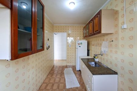 Apartamento para alugar com 70m², 2 quartos e sem vagaCozinha 