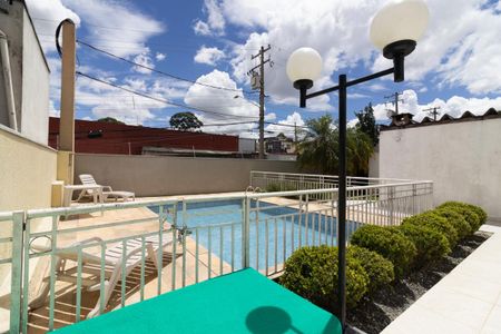 Apartamento à venda com 60m², 2 quartos e 1 vagaÁrea comum - Piscina