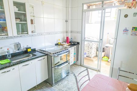 Apartamento à venda com 160m², 3 quartos e 2 vagasCozinha