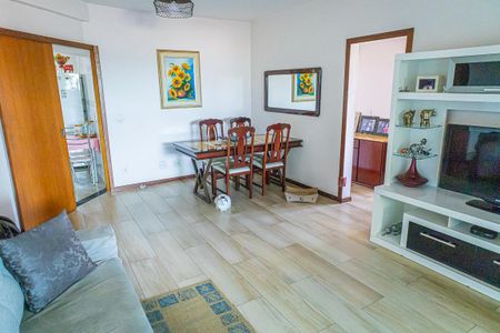 Sala de apartamento à venda com 3 quartos, 160m² em Heliópolis, Belo Horizonte