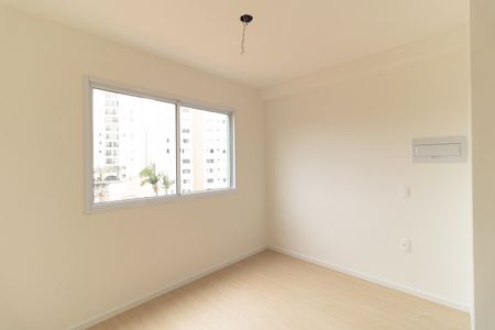 Quarto de kitnet/studio à venda com 1 quarto, 17m² em Vila Dom Pedro I, São Paulo