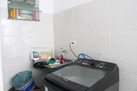 Apartamento à venda com 64m², 2 quartos e 1 vagaÁrea de Serviço