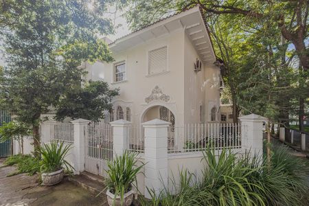 Casa para alugar com 345m², 4 quartos e sem vagaFachada