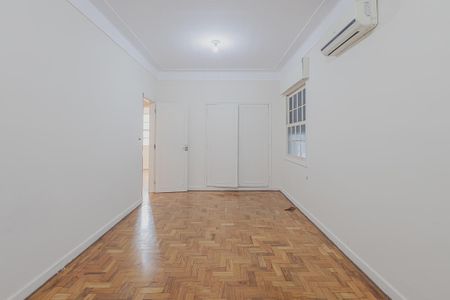 Casa para alugar com 345m², 4 quartos e sem vagaQuarto 1