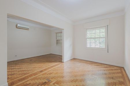 Casa para alugar com 345m², 4 quartos e sem vagaQuarto 3