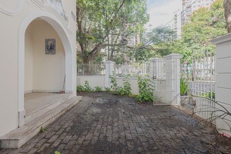 Casa para alugar com 345m², 4 quartos e sem vagaEntrada