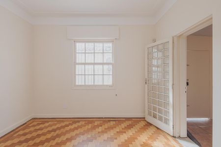 Casa para alugar com 345m², 4 quartos e sem vagaQuarto 2