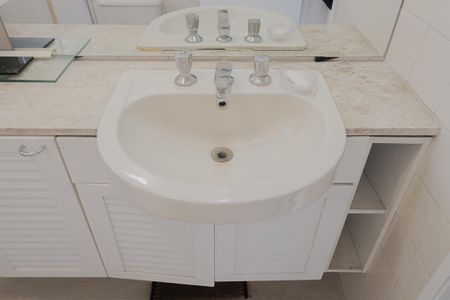 Apartamento para alugar com 50m², 1 quarto e 1 vaga Apartamento para alugar com 50m², 1 quarto e 1 vagaBanheiro