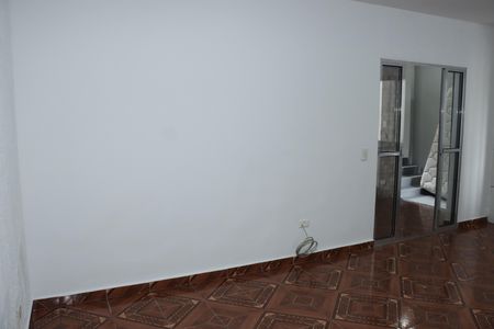 Casa para alugar com 2 quartos, 70m² em Parque Santa Rita de Cassia, Cotia