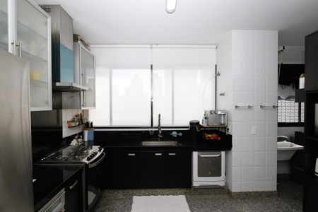 Apartamento para alugar com 156m², 3 quartos e 3 vagasCozinha