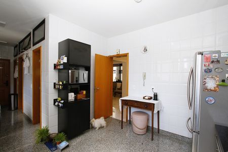 Apartamento para alugar com 156m², 3 quartos e 3 vagasCozinha