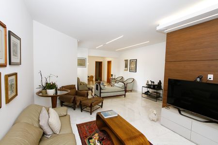 Sala de apartamento para alugar com 3 quartos, 156m² em Belvedere, Belo Horizonte