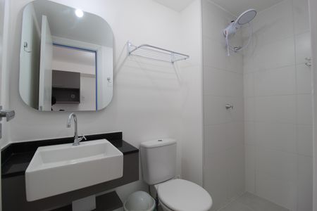 Banheiro de kitnet/studio à venda com 1 quarto, 25m² em Vila Olímpia, São Paulo