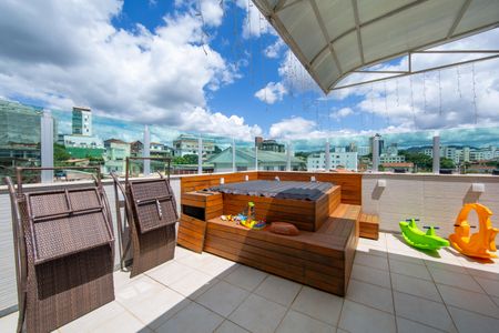 Apartamento à venda com 150m², 3 quartos e 2 vagasCOBERTURA