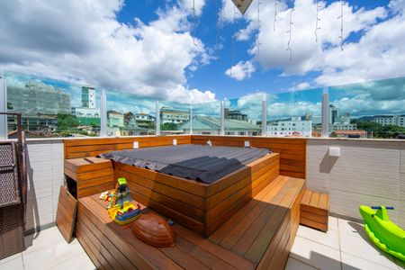 Apartamento à venda com 150m², 3 quartos e 2 vagasCOBERTURA