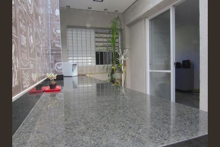 Casa à venda com 80m², 2 quartos e 1 vagaÁrea de Serviço