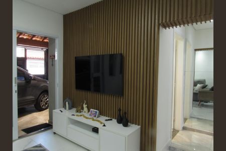 Casa à venda com 80m², 2 quartos e 1 vagaSala