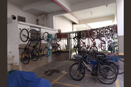 Apartamento à venda com 54m², 2 quartos e 1 vaga Apartamento à venda com 54m², 2 quartos e 1 vagaBicicletário