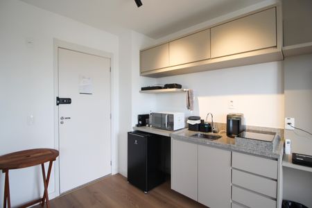 Studio para alugar com 27m², 1 quarto e sem vaga Studio para alugar com 27m², 1 quarto e sem vagaCozinha