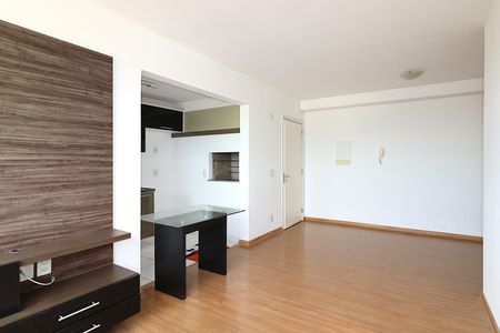 Sala de apartamento para alugar com 3 quartos, 75m² em São João, Porto Alegre