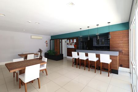 Apartamento para alugar com 75m², 3 quartos e 2 vagasÁrea comum - Salão de festas