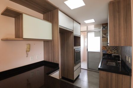 Apartamento para alugar com 50m², 2 quartos e 1 vaga Apartamento para alugar com 50m², 2 quartos e 1 vagaCozinha e Área de Serviço