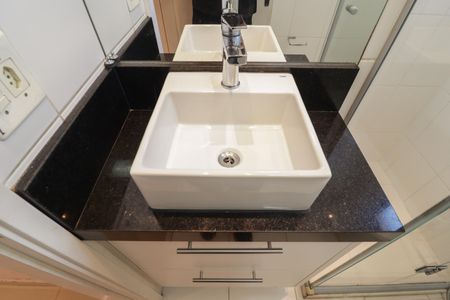 Apartamento para alugar com 50m², 2 quartos e 1 vaga Apartamento para alugar com 50m², 2 quartos e 1 vagaBanheiro