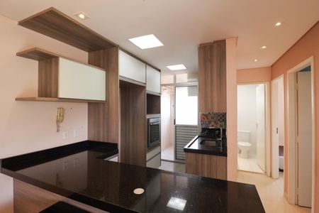 Apartamento para alugar com 50m², 2 quartos e 1 vaga Apartamento para alugar com 50m², 2 quartos e 1 vagaCozinha e Área de Serviço