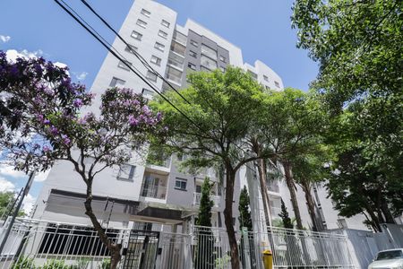 Apartamento para alugar com 50m², 2 quartos e 1 vaga Apartamento para alugar com 50m², 2 quartos e 1 vagaFachada