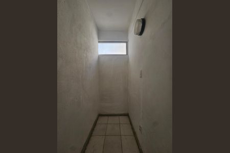 Apartamento para alugar com 33m², 3 quartos e sem vagaquarto 2