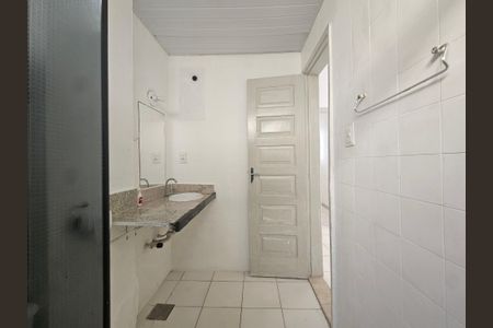 Apartamento para alugar com 33m², 3 quartos e sem vagaBanheiro
