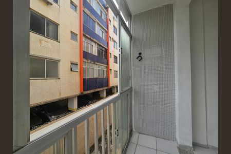 Varanda de apartamento para alugar com 3 quartos, 33m² em Pituba, Salvador