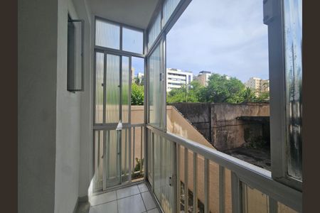 varanda  de apartamento para alugar com 3 quartos, 33m² em Pituba, Salvador